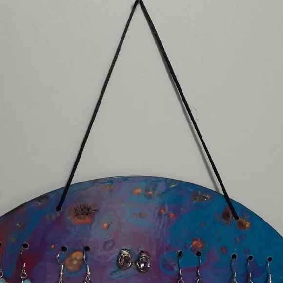 Hand Crafted Earring Jewelry Holder Painted Necklaces Vinyl Record Upcycle Wall - Picture 8 of 15